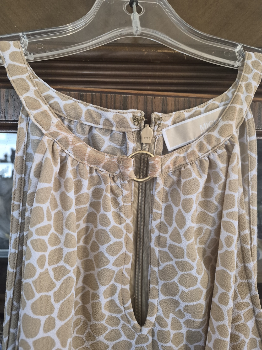 Michael Kors Beige and White Giraffe-Print Top XL